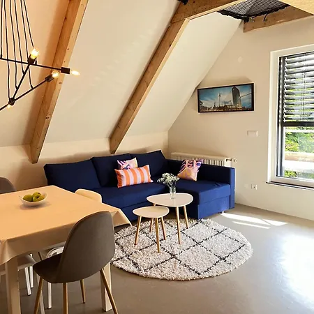 Quiet & Cozy Apartment Near Airport Ber, Free Wifi & Parking #Rechts